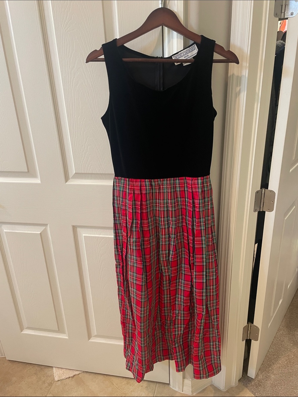 VTG Jessica Howard holiday velvet plaid petite dress 90s Christmas
